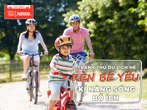 Cả nhà cùng du lịch hè để rèn luyện bé yêu nhiều kĩ năng sống bổ ích.