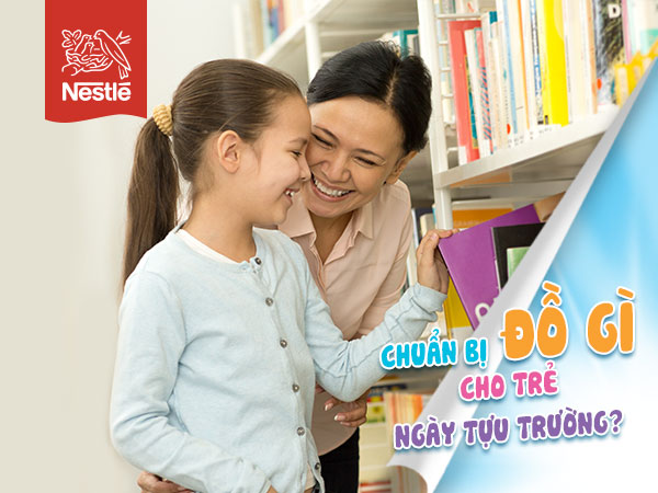 Cùng trẻ đi mua sắm dụng cụ học tập, quần áo mới