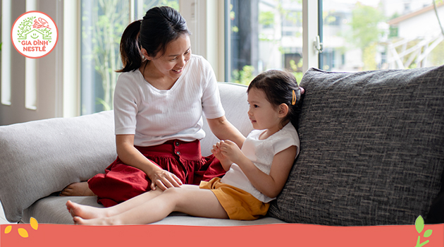 6 lời khuyên để ba mẹ giúp con vượt qua những cảm xúc tiêu cực và sống vui khỏe mùa dịch