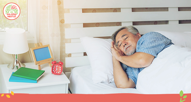 Bỏ Túi Những Điều Cần Biết Về Chứng Mất Ngủ Ở Người Cao Tuổi Và Cách Ngủ Ngon Hơn