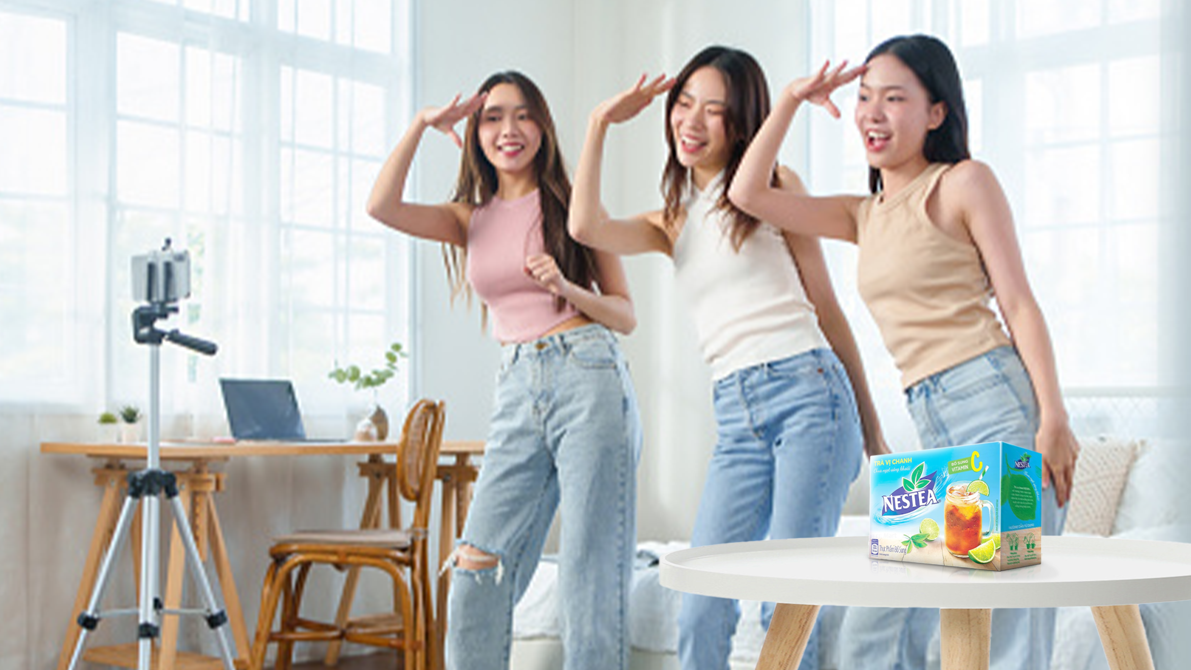 NESTEA “nhả vía” sắc đẹp, hội Homies vô cầu ăn Tết lên clip đốn triệu tim
