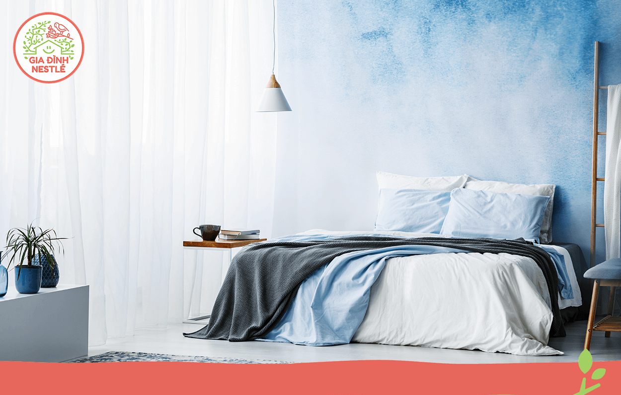 Tân trang phòng ngủ bằng tông xanh cho mùa hè thêm dịu mát và việc nghỉ ngơi thêm dễ chịu.