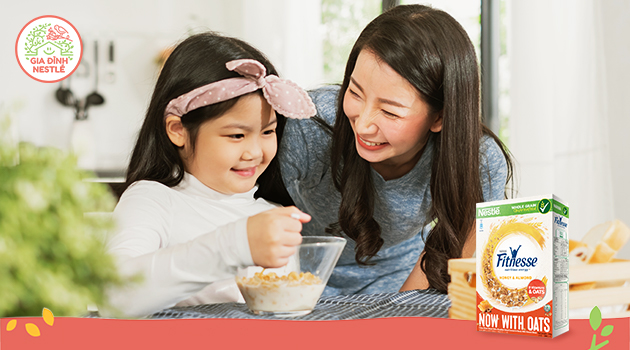 Thưởng thức Bánh ăn sáng Nestlé FITNESS trước khi luyện tập mỗi ngày để việc vận động đạt hiệu quả tối đa.