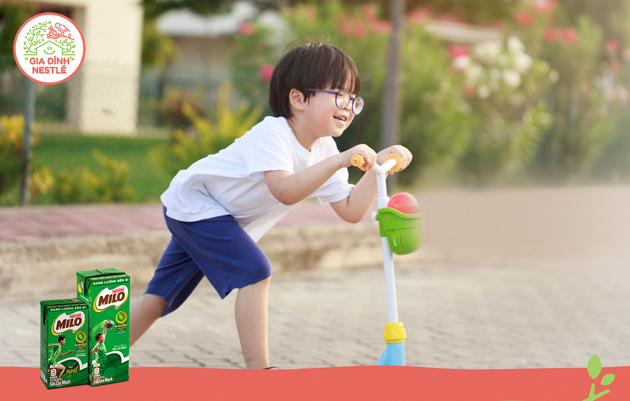  Mẹ nhớ tiếp thêm năng lượng bền bỉ cho các nhà vô địch nhí để con tha hồ vui chơi năng động cả ngày dài nhé!