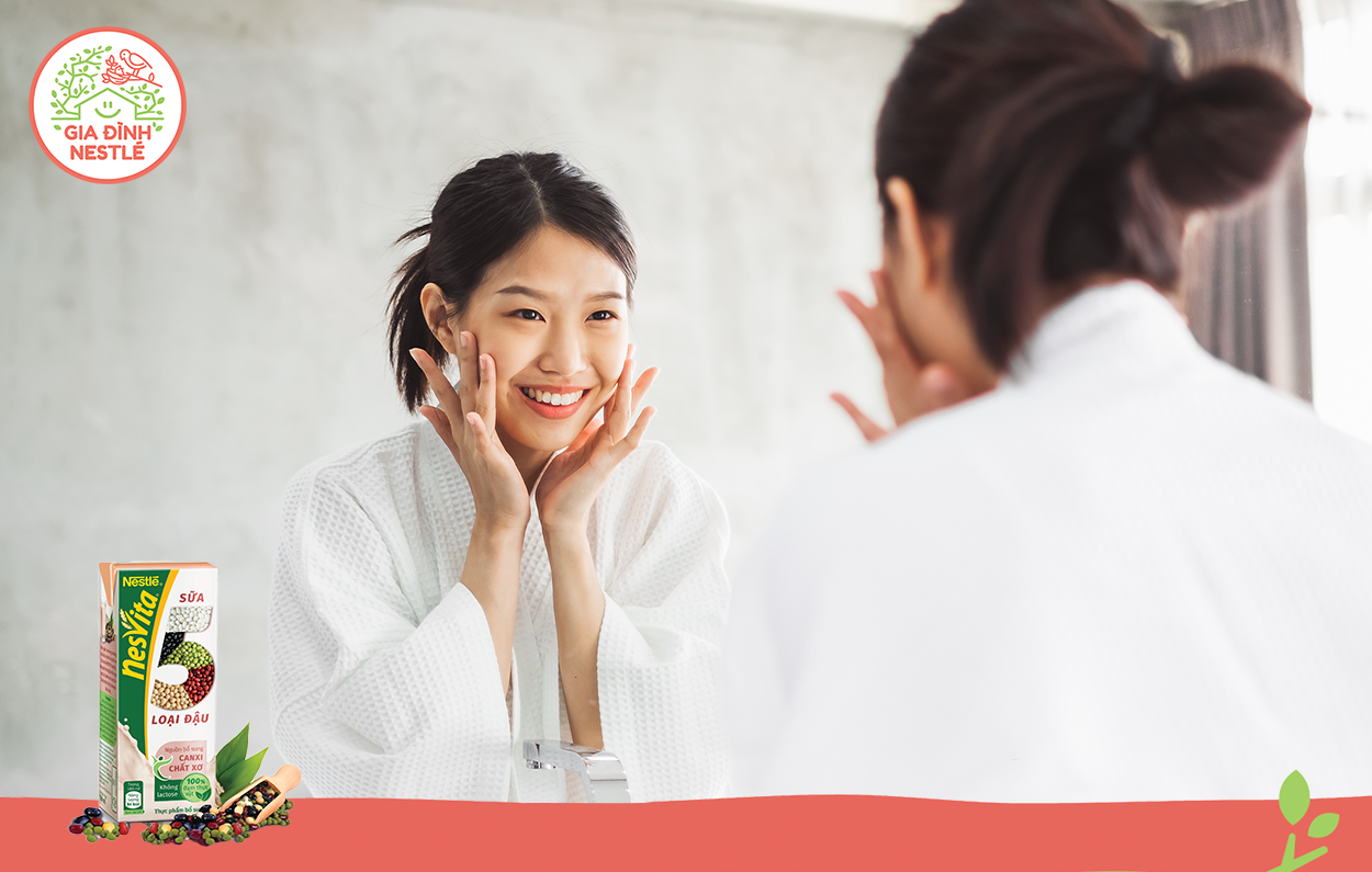 Với nhiều lợi ích cho sức khỏe bên trong và làn da bên ngoài, uống Sữa NESVITA 5 loại đậu là thói quen tốt cho sức khỏe và vô cùng tiện lợi.