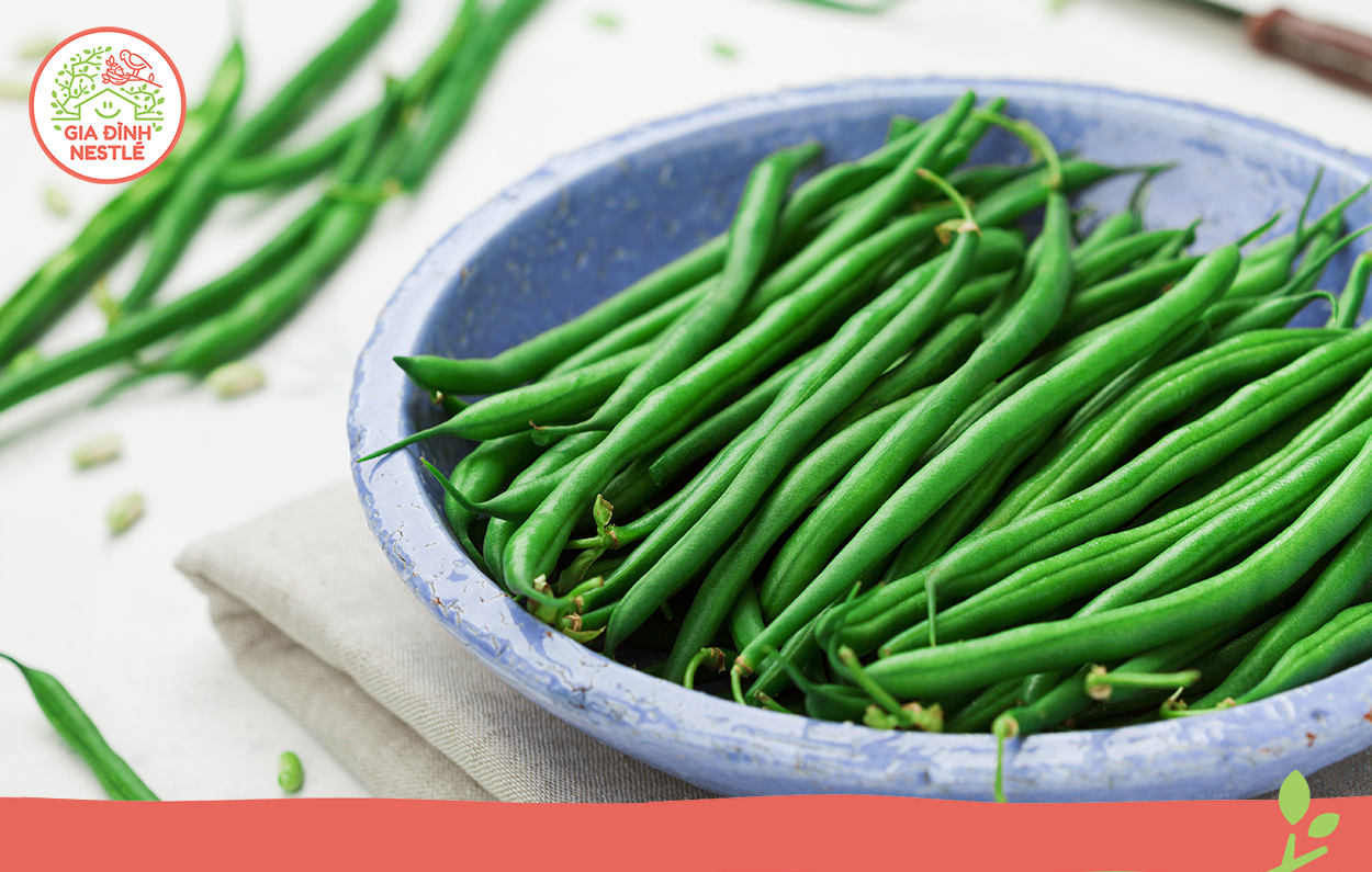 Bí quyết nấu ăn ngon mỗi ngày: Cách trộn gỏi ngon và dinh dưỡng phụ thuộc nhiều vào khâu chọn nguyên liệu. Bạn nên chọn đậu que có cuống màu xanh tươi, thân đậu mềm, có lông tơ, hạt lớn vừa phải, không quá lớn hay bị lép nhé!