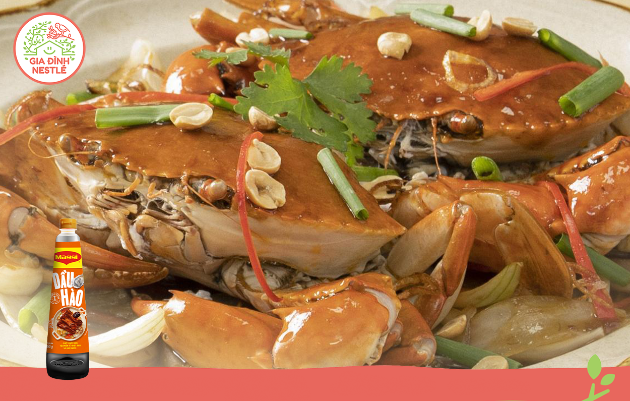 Tuyệt chiêu cho món xào thơm ngon và sáng bóng chính là dầu hào MAGGI với chiết xuất hào từ Nhật Bản và Hàn Quốc.