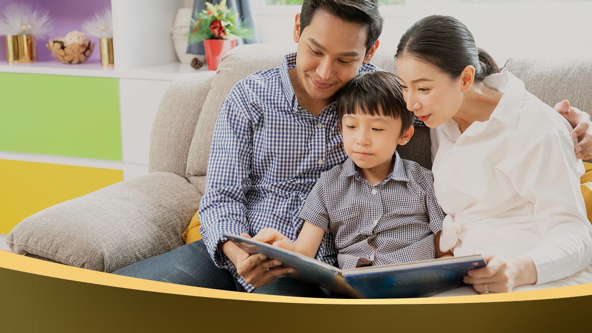 Cùng trẻ đọc sách từ sớm chính là cách dạy con thông minh của các bà mẹ thông thái 