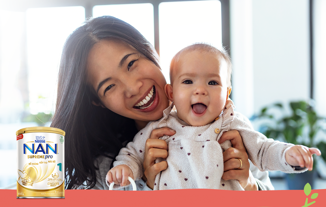 Mẹo chăm con tuyệt vời là cùng con tương tác thường xuyên để giúp con nâng cao   chỉ số tình cảm ngay từ nhỏ. Và đừng quên giúp con tăng cường đề kháng với phức hợp 5HMO từ NAN Supreme Pro 1 nhé mẹ ơi!