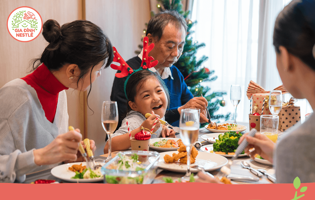 Bữa ăn mùa lễ hội tiềm ẩn nhiều rủi ro cho sức khoẻ của nhà mình