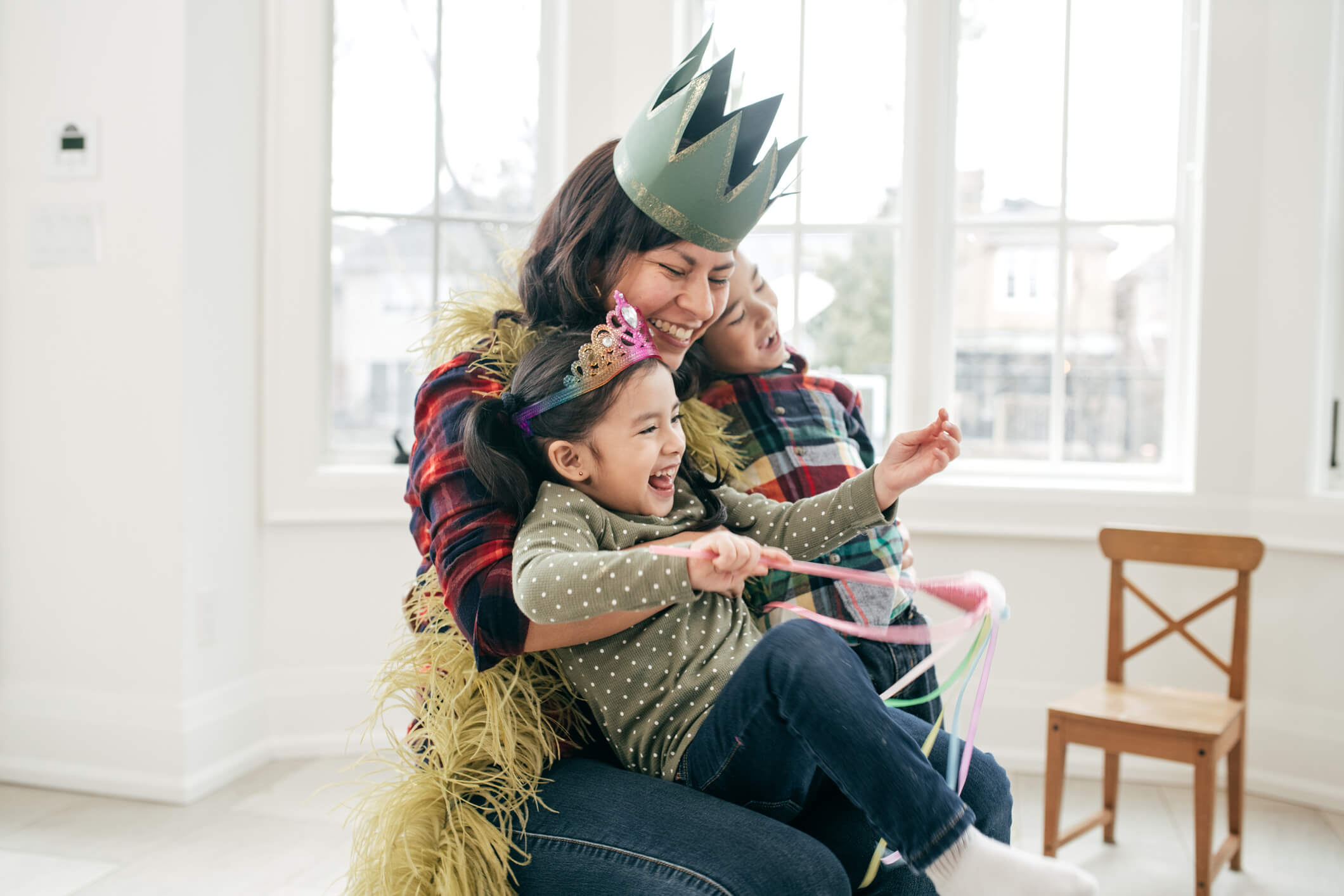 Để hiểu trẻ, mẹ cần phải trở thành một người bạn của trẻ trước