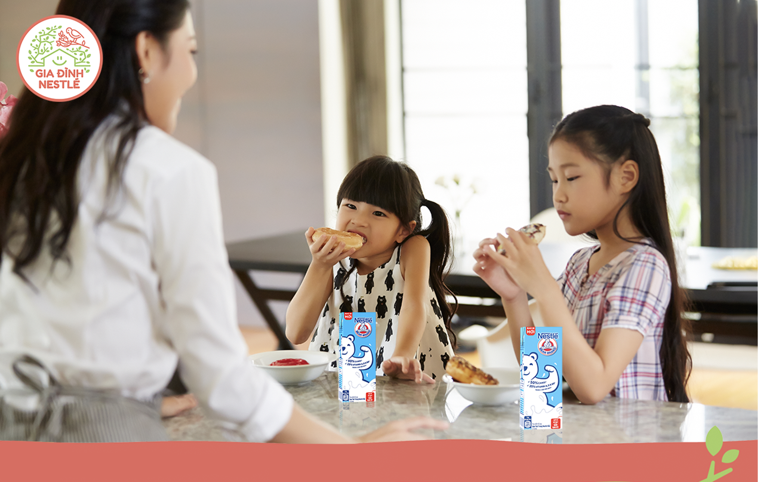Sữa nước Nestlé mới từ NESTLÉ Thụy Sỹ là thành quả đúc kết sau nhiều năm nghiên cứu của Nestlé về thể trạng cũng như tình trạng dinh dưỡng của trẻ em Việt Nam trong độ tuổi đang tăng trưởng, giúp mùa tựu trường nay thật khỏe, thật vui!