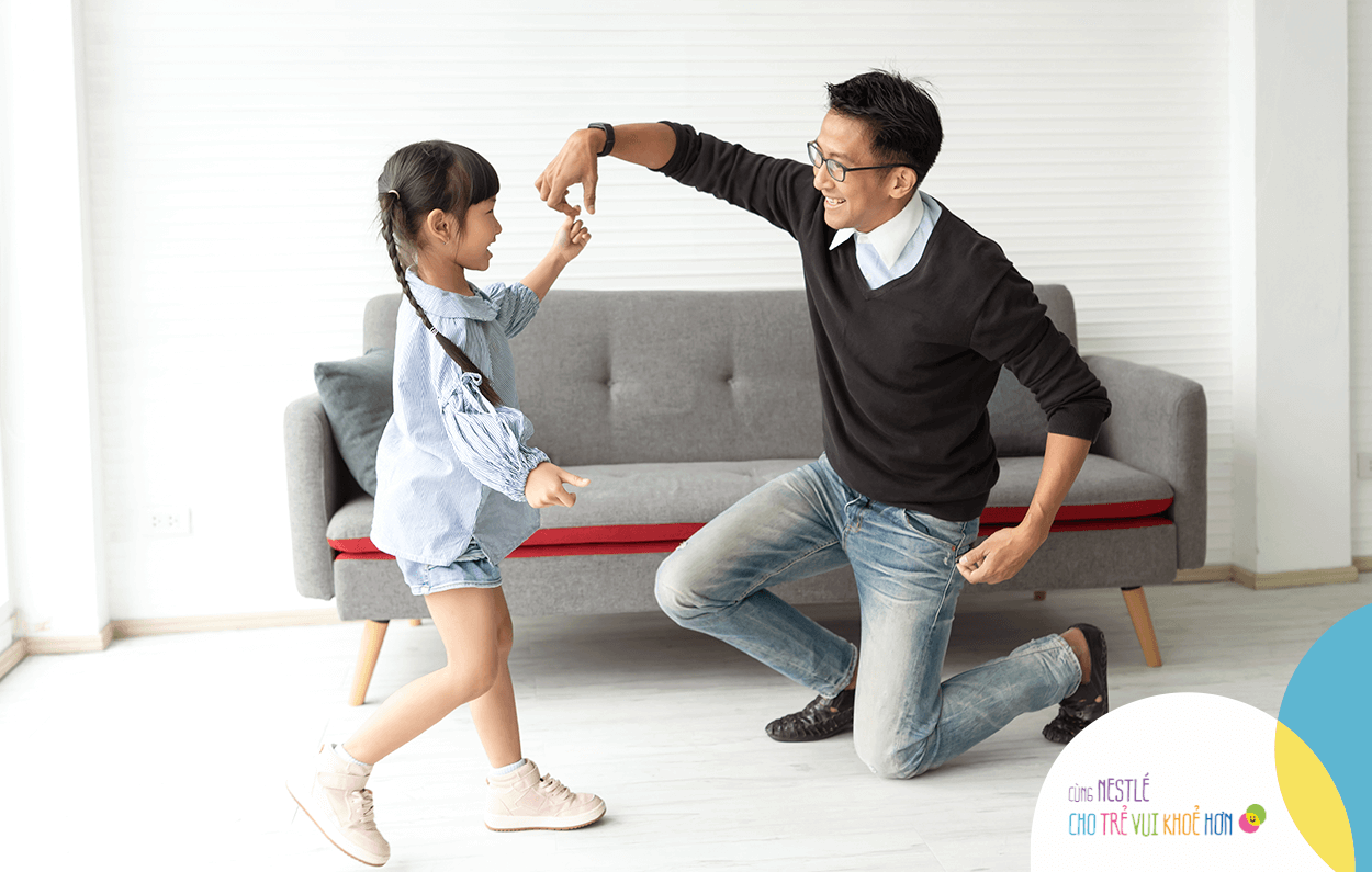 Nhảy múa là vận động tuyệt vời để tăng đề kháng cho bé